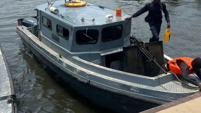 Navy intercepts illegal product, apprehend 8 suspects in Rivers