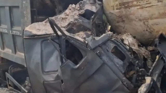 Truck, gas tanker collision claims 2 on the Lekki-Epe expressway