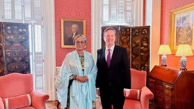 First Lady insists on reading culture at global summit in US