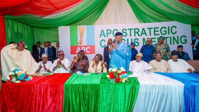 Akinlade congratulates Yayi as Ogun APC’s flagbearer