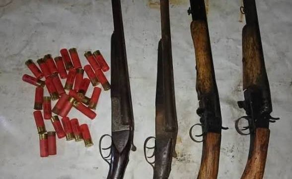 Police arrest 5 kidnappers, recover locally-made rifle