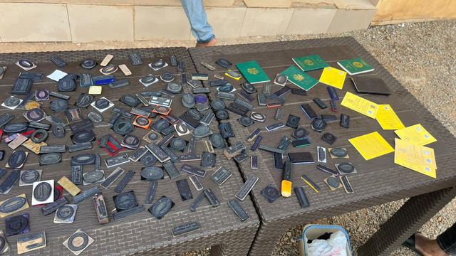 Police arrest 10 over document forgery