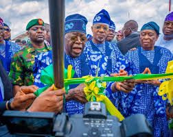 The Gateway visit that lifted the President’s spirits