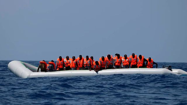 France, UK to sign 3yrs deal to stop migrant Channel crossings