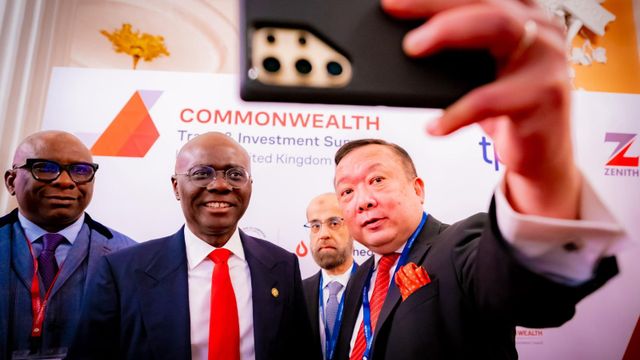 Sanwo-Olu courts global investors at commonwealth summit