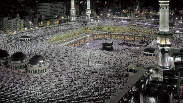 Saudi Arabia announces Umrah season schedule