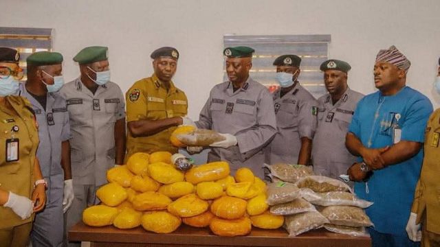 Customs seize ₦2.35bn worth of cocaine, 8,794 bags of rice in S/West