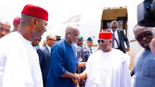 Akpabio pleads with Igbo youth to maintain peace