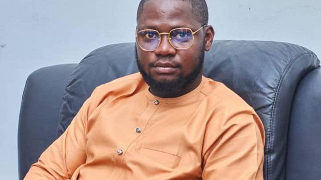EFCC arraigns fake presidential adviser over alleged ₦25m fraud