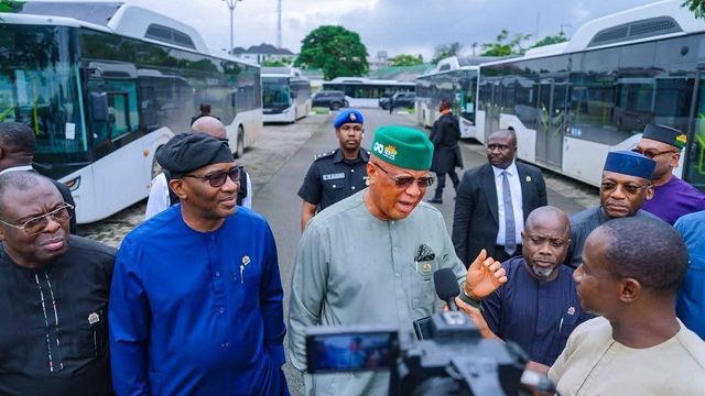Gov.Eno receives first batch of CNG buses