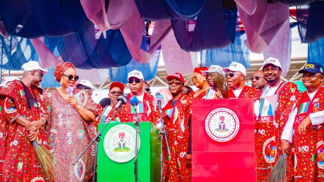 APC Governors storm Ado-Ekiti to back Oyebanji’s re-election