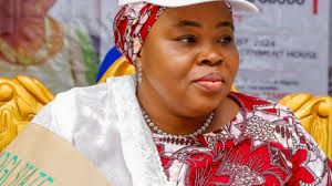 Kogi governor’s wife disburses N25m, food items to 500 women