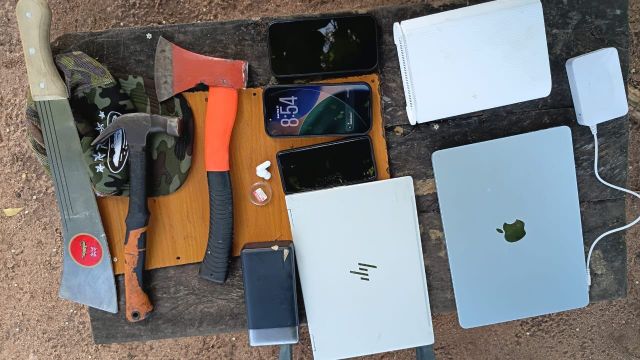 Oyo police arrest two suspected cultists, recover weapons, hard drugs