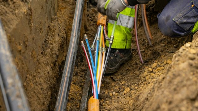 Major network disruption hits T2 subscribers nationwide after fibre cut