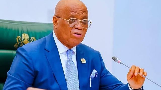 Eno commissions 4.8km road network in Eket LGA