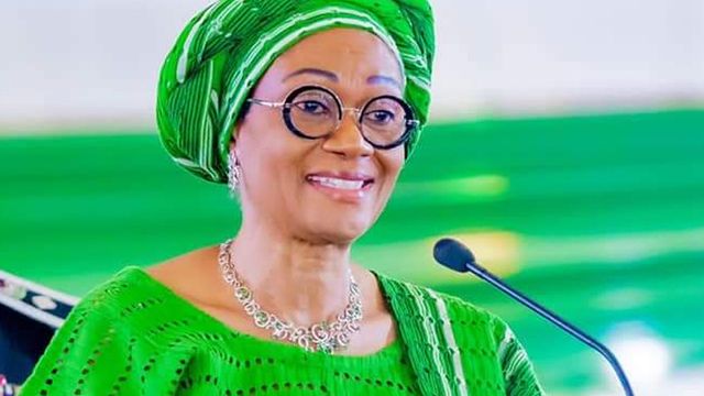 FG to establish structured school feeding programme before end of Tinubu’s tenure — First Lady