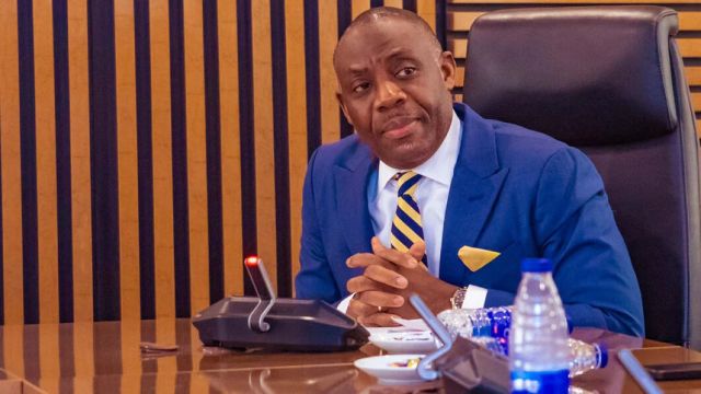 FG launches mobile learning initiative to boost teacher training across five African countries