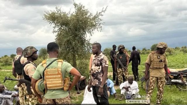Troops bust ISWAP network, rescue abducted Cameroonian