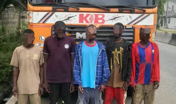 Police arrest five suspected telecom vandals, recover truckload of iron rods in Lagos
