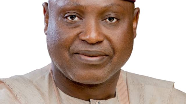 Chair Row: Union urges Oluyin, Ekiti Gov. to embrace peace