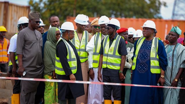 FG unveils ultra-modern National Grid Control Centre in Osun