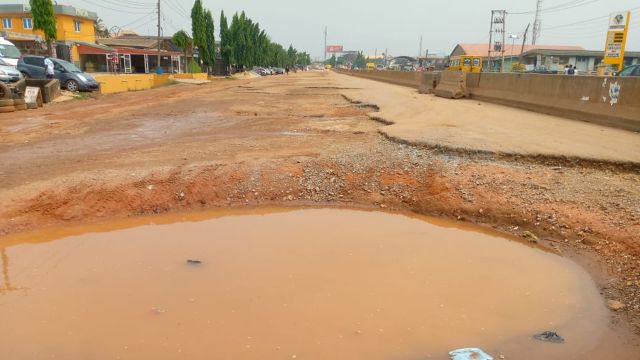 Motorists face hardship on Abule-Egba–Kola road