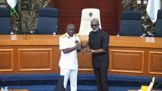 Navy pledges to support oil producing companies increase output