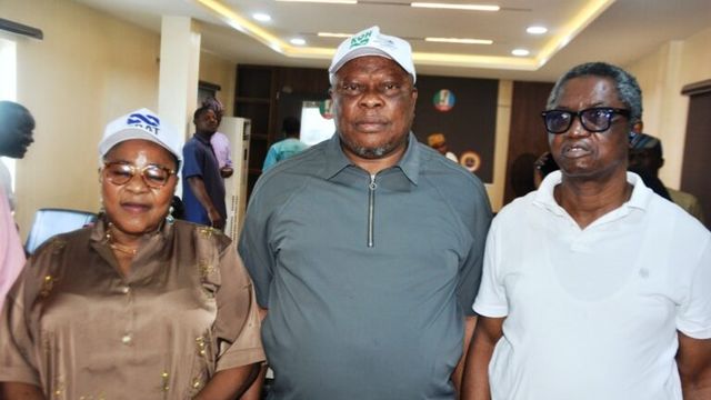 Lawmaker facilitates rehabilitation of 2 Apapa roads