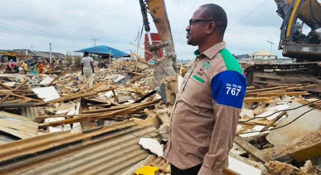 Lagos demolishes structures under power lines in Ikola