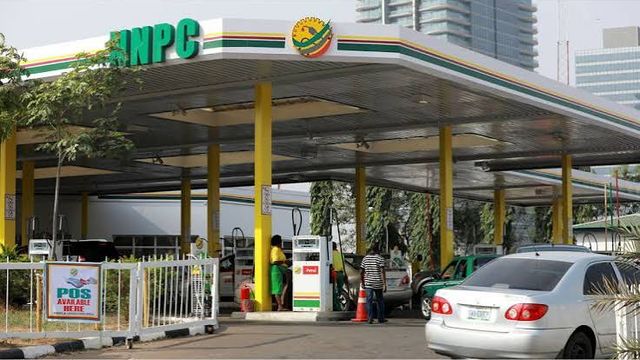 Abuja motorists commend sanctions on filling stations for under-dispensing petrol