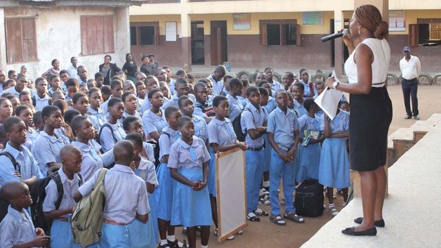 Osun lawmaker distributes uniforms, learning materials to 500 pupils