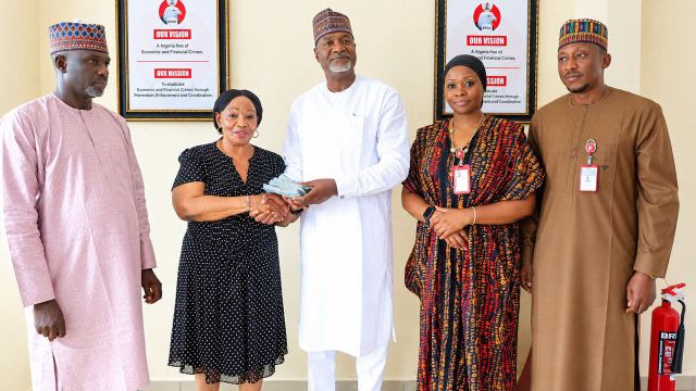 EFCC recovers $104,950 for American-based businesswoman in Lagos