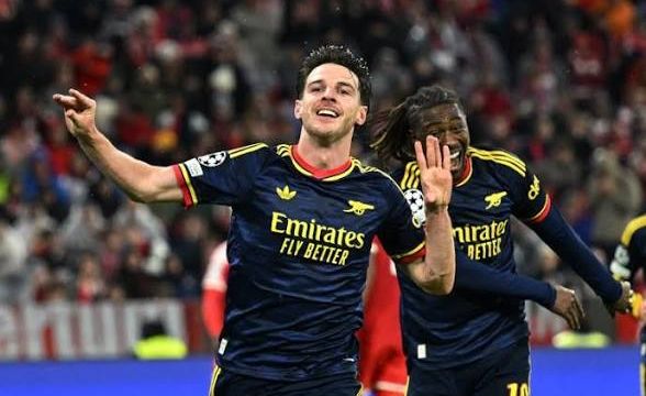 Rice rescues Arsenal as Man Utd suffer 4-1 defeat