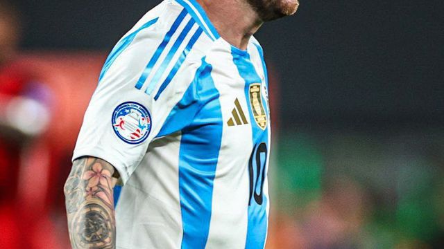 Messi on target as Argentina beat Canada to reach Copa America final