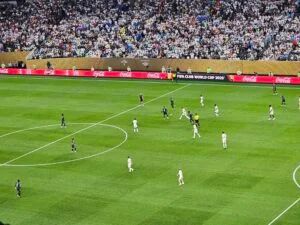 Real Madrid advance to round of 16 with dominant win over Salzburg