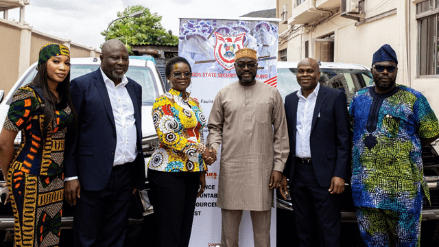 NNPC-SNEPCO donate vehicles, ambulance to boost security, healthcare in Lagos