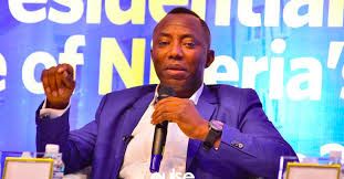 Sowore reacts to DSS suit suspension, demands return of seized phones
