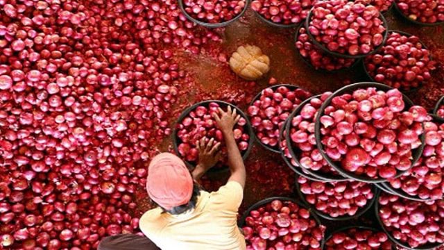 Onion dispute: Nigerian traders halt exports to Ghana, seek ECOWAS intervention