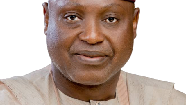 Chair Row: Union urges Oluyin, Ekiti Gov. to embrace peace